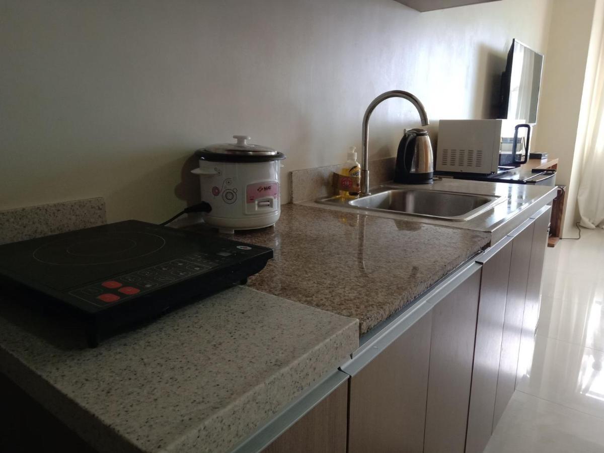Horizon 101 A4 Near Robinson Mall Free Pool Wifi Cebu Stadt Exterior foto