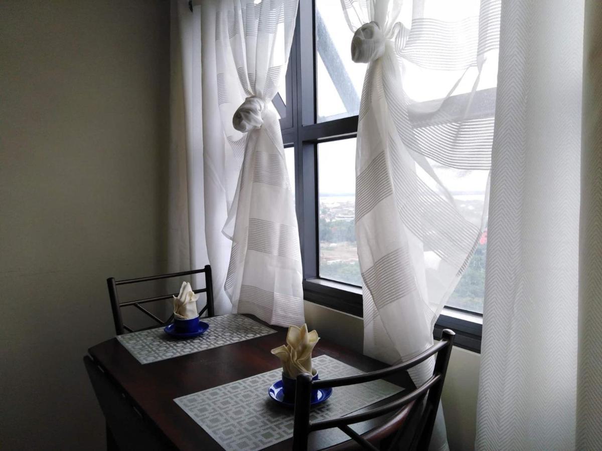 Horizon 101 A4 Near Robinson Mall Free Pool Wifi Cebu Stadt Exterior foto