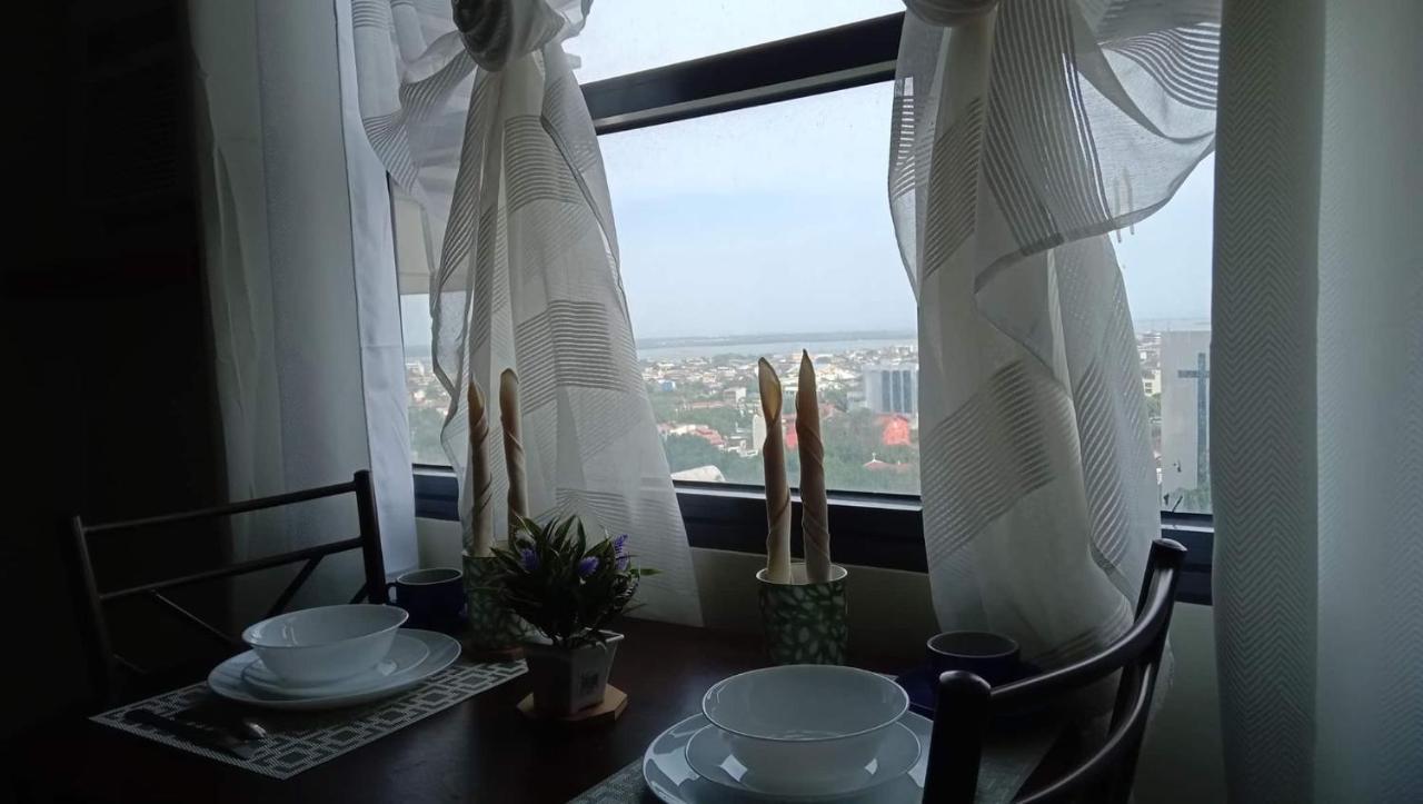 Horizon 101 A4 Near Robinson Mall Free Pool Wifi Cebu Stadt Exterior foto