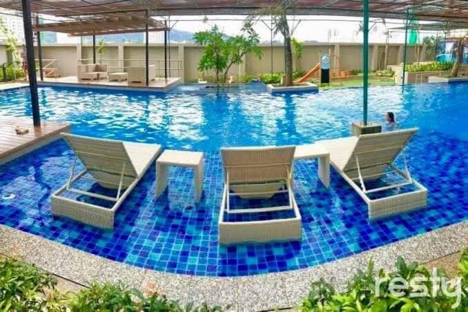 Horizon 101 A4 Near Robinson Mall Free Pool Wifi Cebu Stadt Exterior foto
