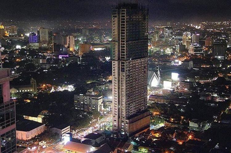 Horizon 101 A4 Near Robinson Mall Free Pool Wifi Cebu Stadt Exterior foto